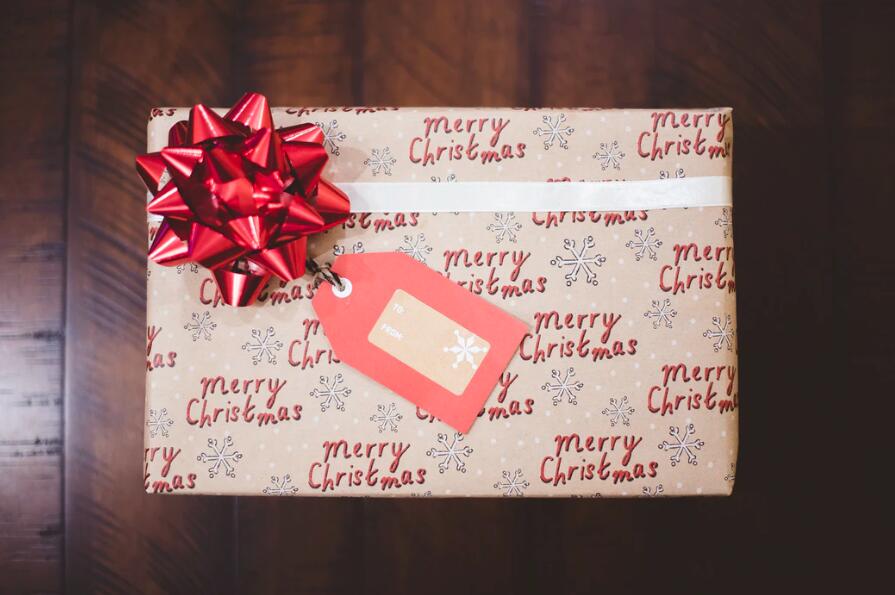 5 Best Unique Christmas Gifts in 2020 - Letcase