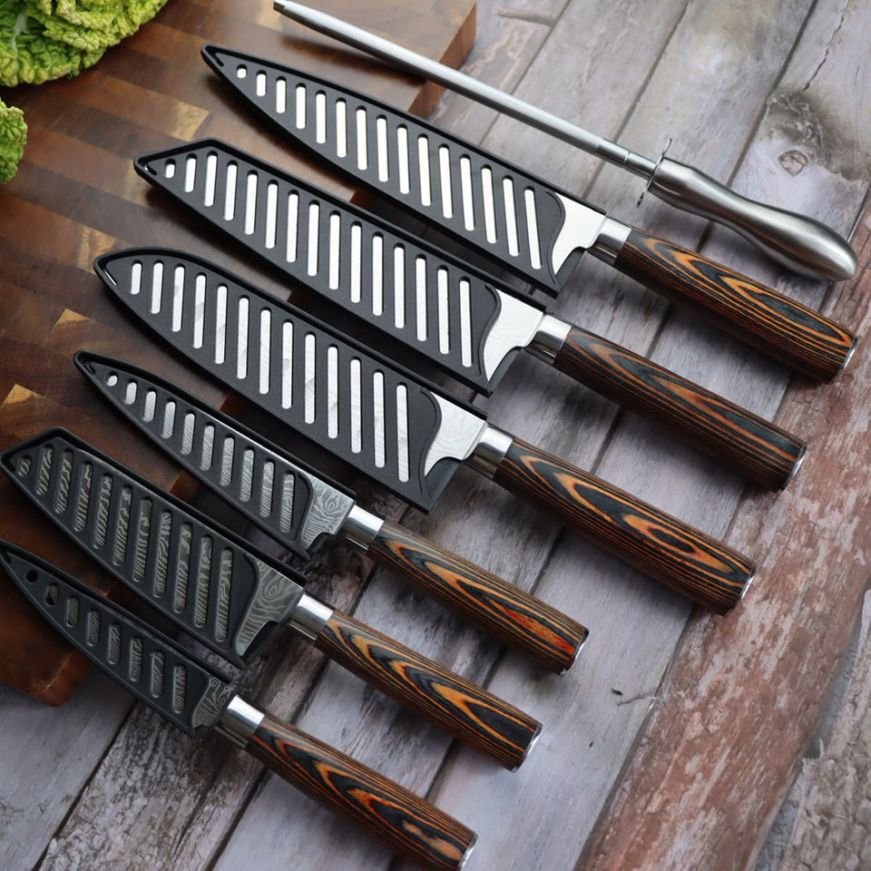 https://www.letcase.com/cdn/shop/products/7-piece-kitchen-knife-set-with-carry-case-364202_480x480@2x.jpg?v=1671544751